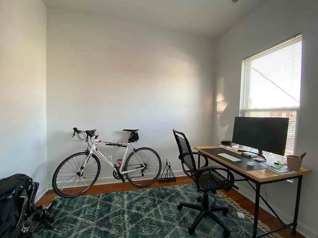 1470 W Huron St #2R - Photo 4 of 12