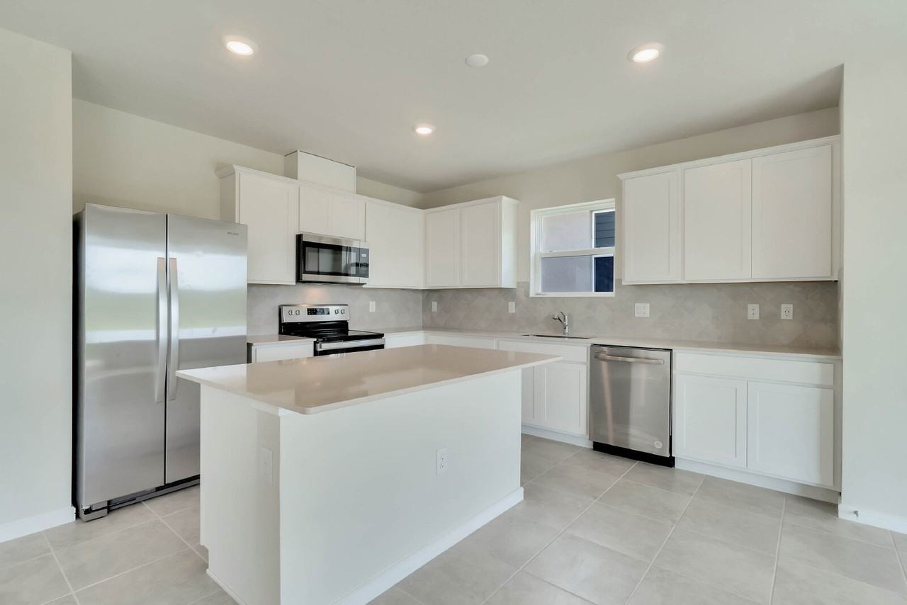 7485 Catania Loop - Photo 3 of 24