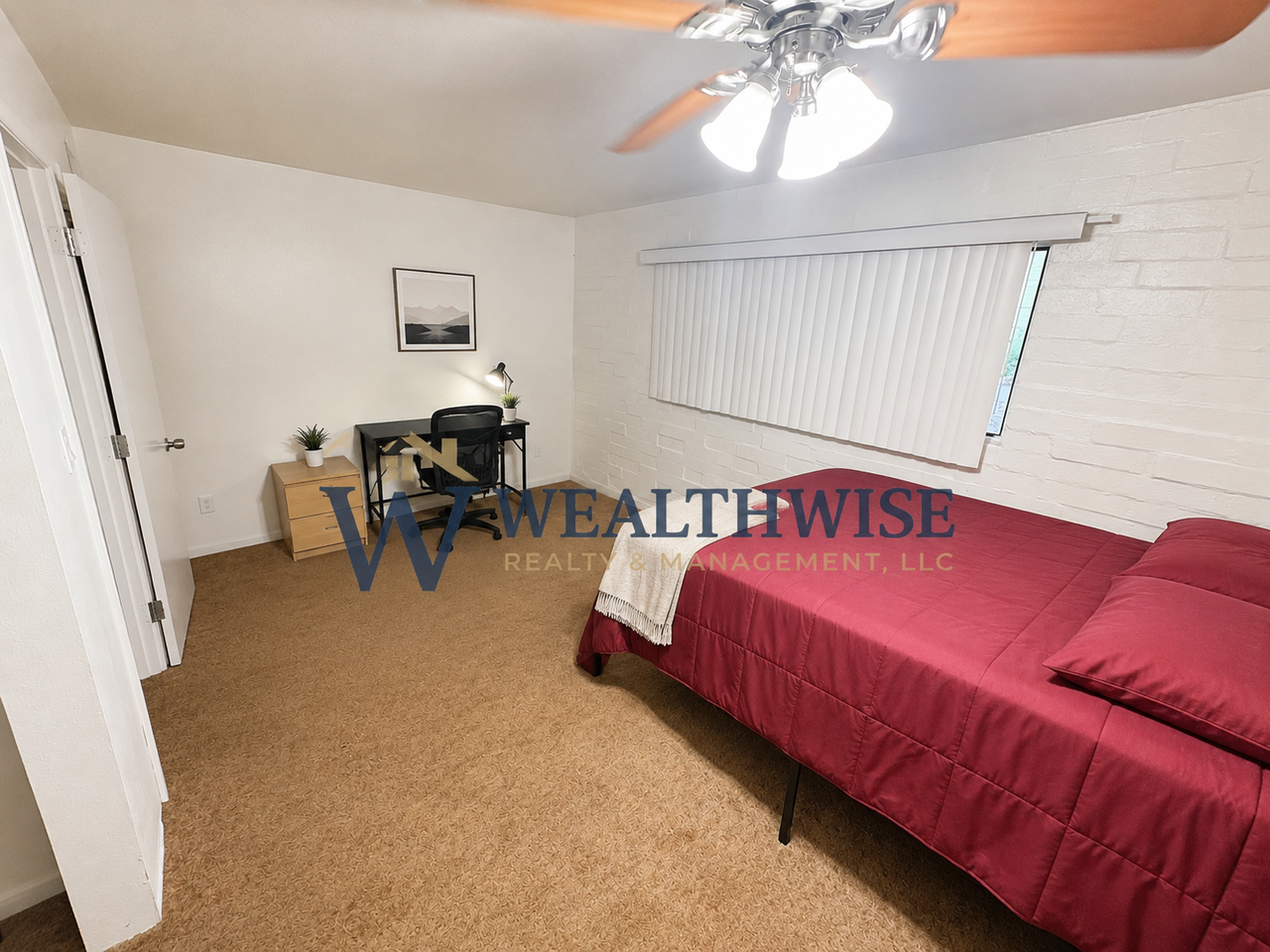 951 N Euclid Ave - Photo 2 of 10