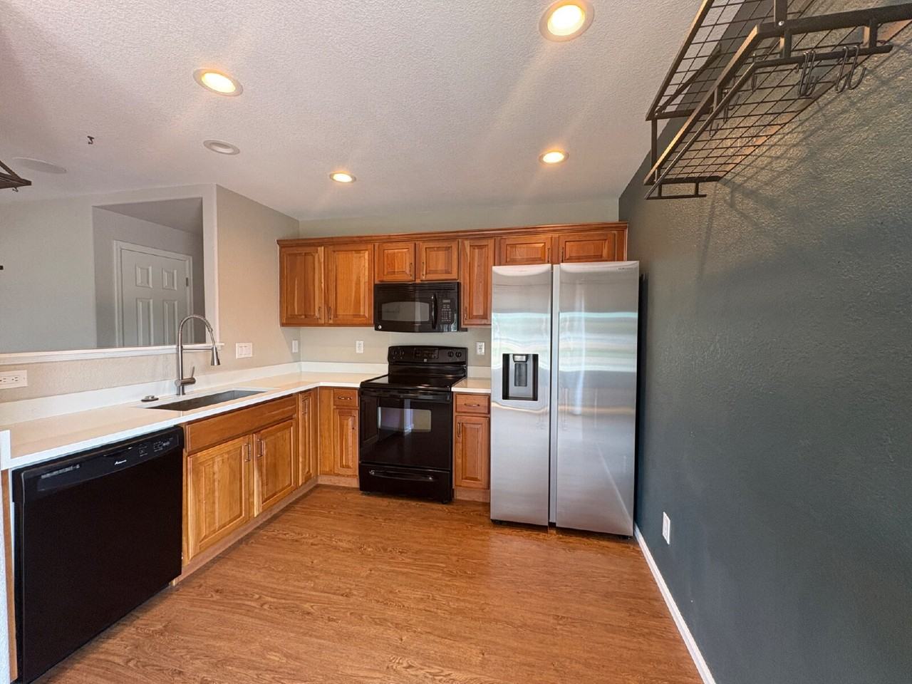 10652 Forester Pl - Photo 3 of 20