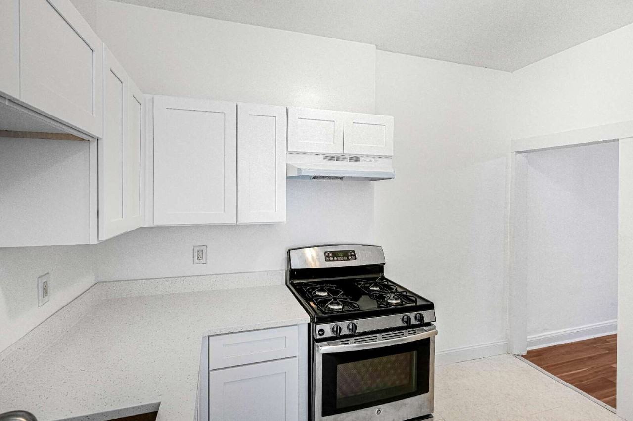 1312 Homewood Ave - Photo 5 of 21