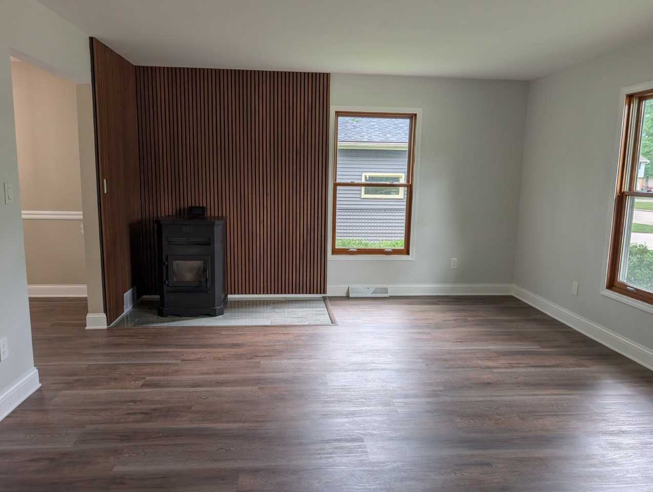 1311 Whittier Dr - Photo 5 of 47