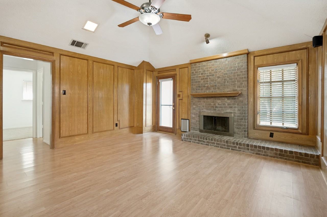 2336 Ridgestone Dr - Photo 5 of 25