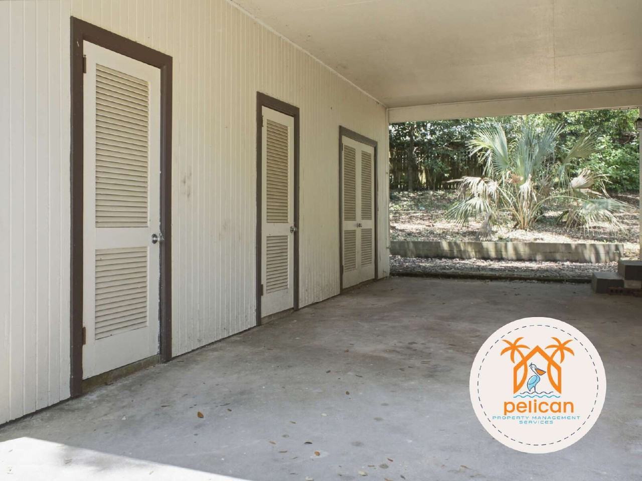 5085 Springhill Dr - Photo 3 of 21