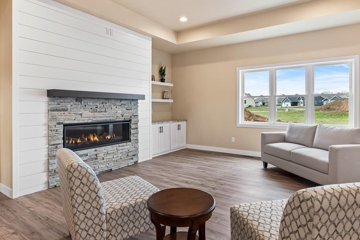 N8739 Connor Cir - Photo 4 of 20