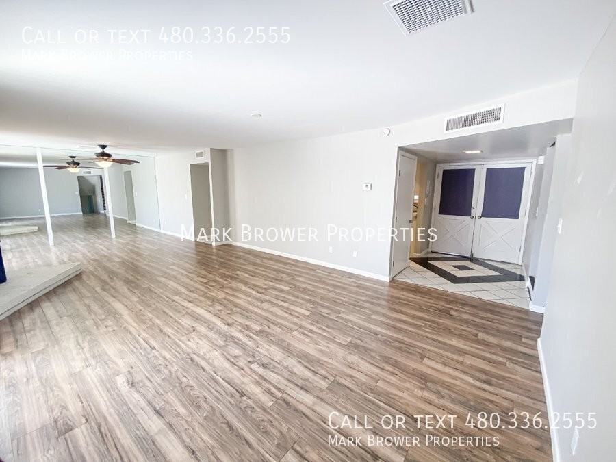 1519 E Laguna Dr - Photo 3 of 27