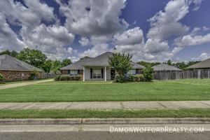 featured image of 131 Hunters Row