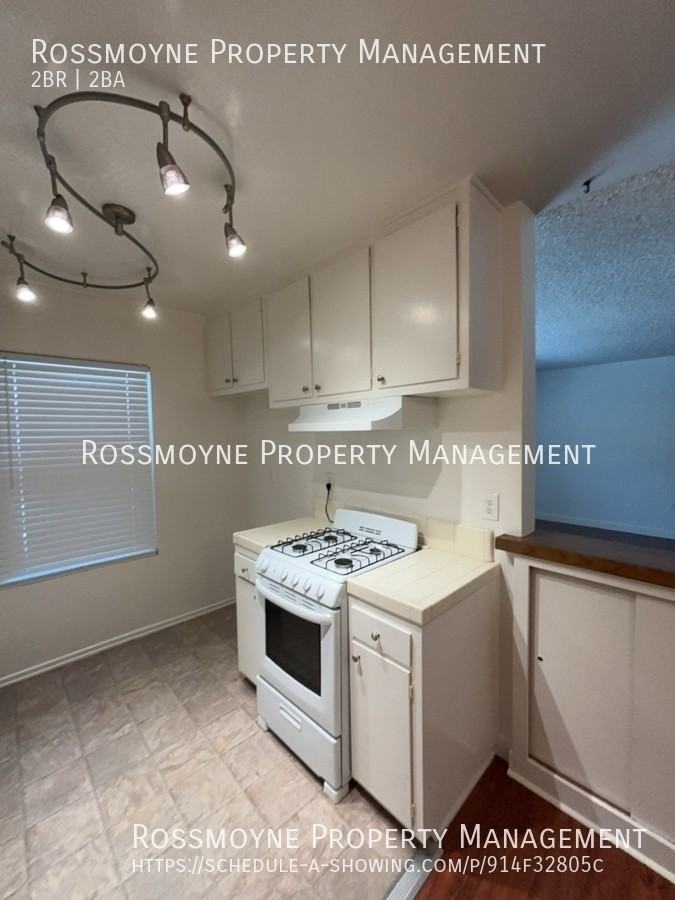 1119 N Louise St #2 - Photo 7 of 17