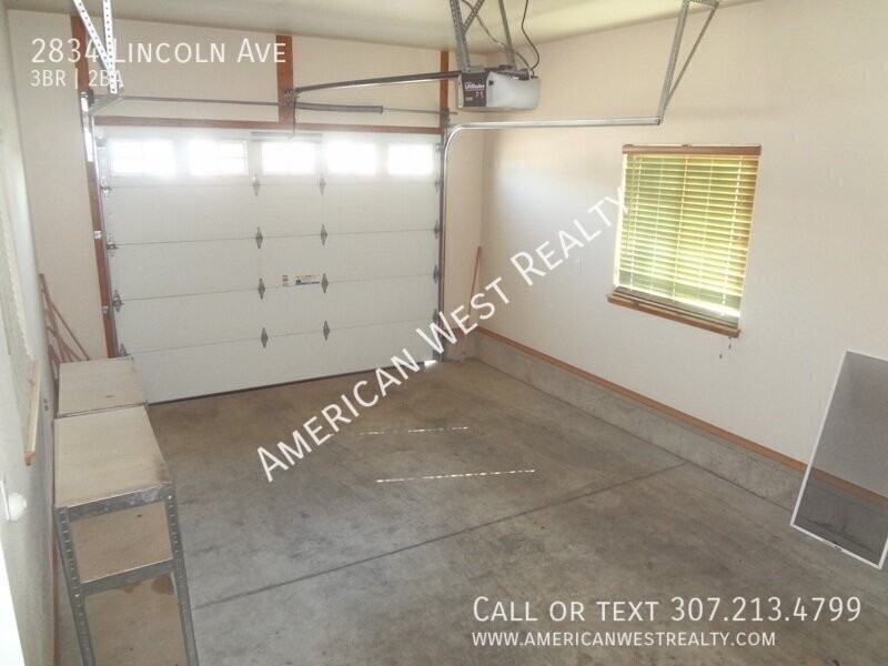 2834 Lincoln Ave - Photo 3 of 14
