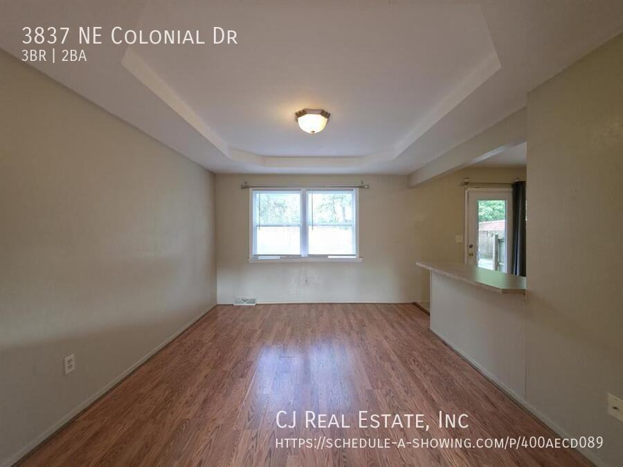 3837 Ne Colonial Dr - Photo 3 of 11
