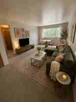 featured image of 209 E 14th Ave #15