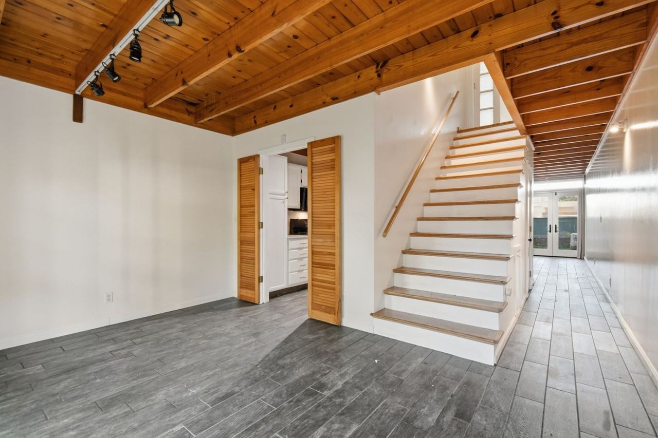 1616 S Peoria Ave #4 - Photo 3 of 22
