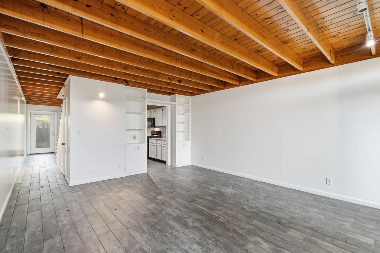 1616 S Peoria Ave #4 - Photo 6 of 22