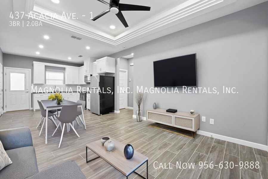 437 E Acacia St #1 - Photo 3 of 14