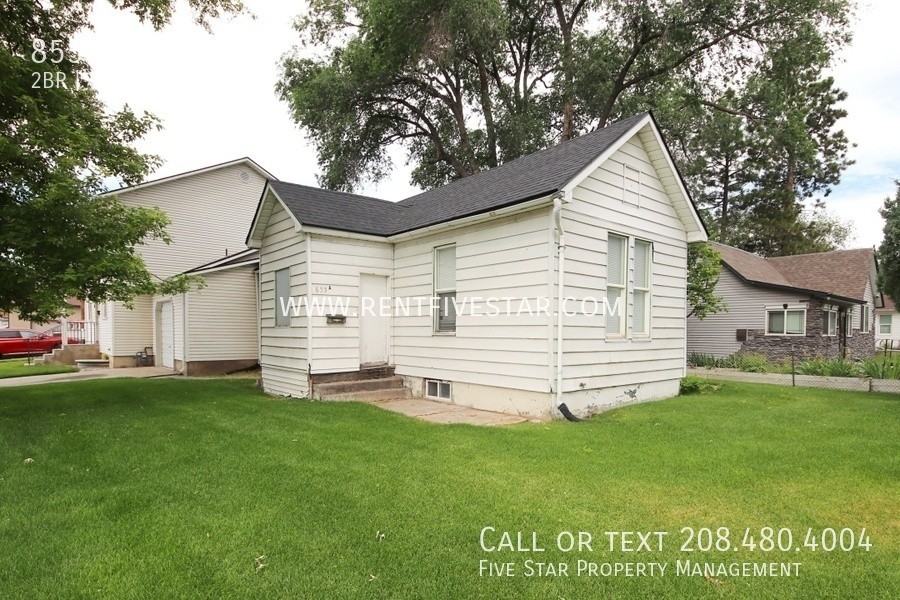 855 S 3rd Ave