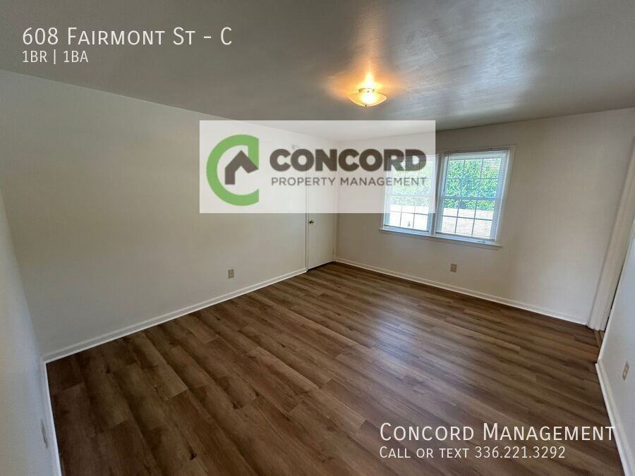 608 Fairmont St #C - Photo 4 of 10