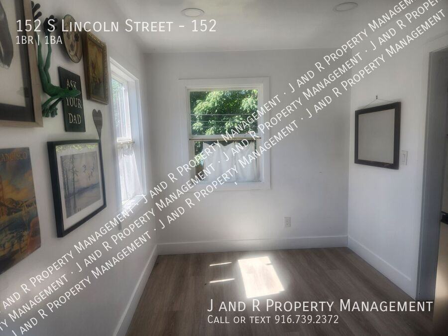 152 S Lincoln St #152 - Photo 6 of 23