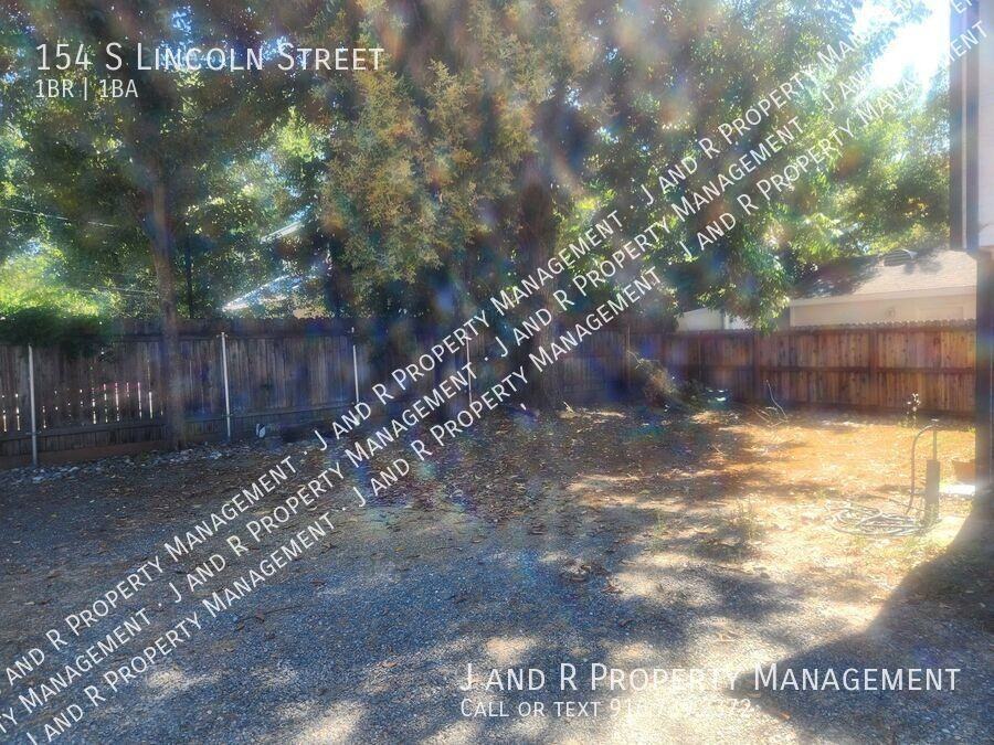154 S Lincoln St - Photo 5 of 26