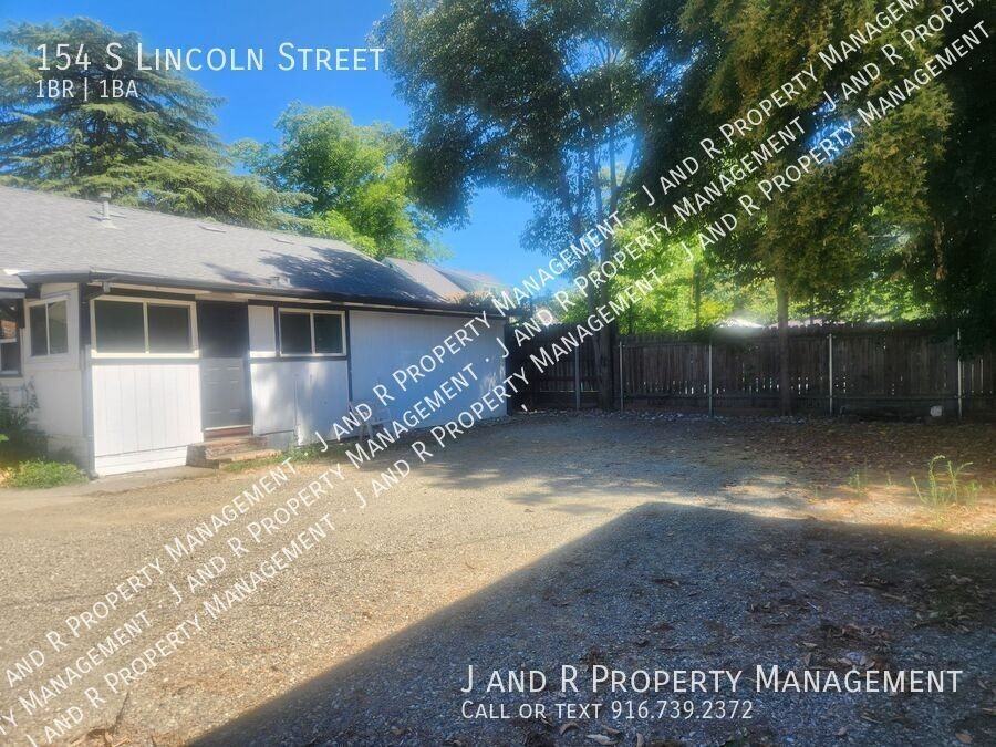 154 S Lincoln St - Photo 6 of 26