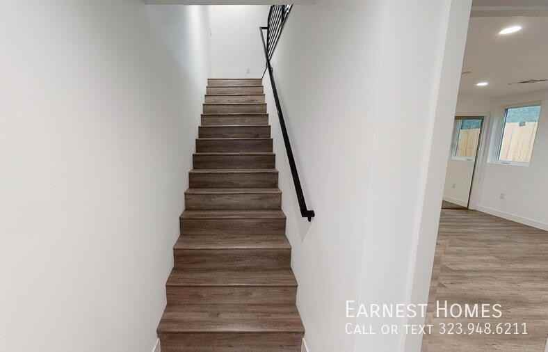 2219 1/2 W Court St - Photo 7 of 20