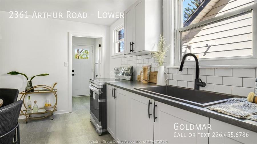 2361 Arthur Rd - Photo 2 of 17
