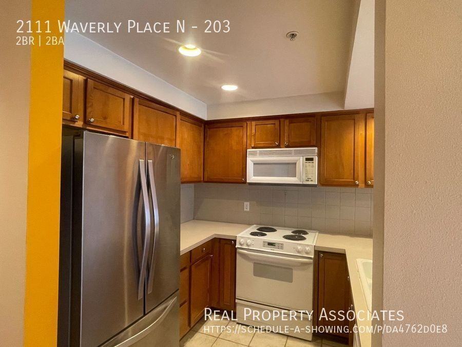 2111 Waverly Pl N #203 - Photo 5 of 15