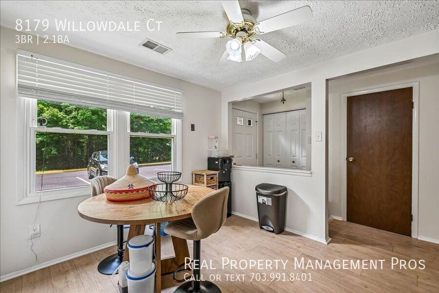 8179 Willowdale Ct - Photo 4 of 25