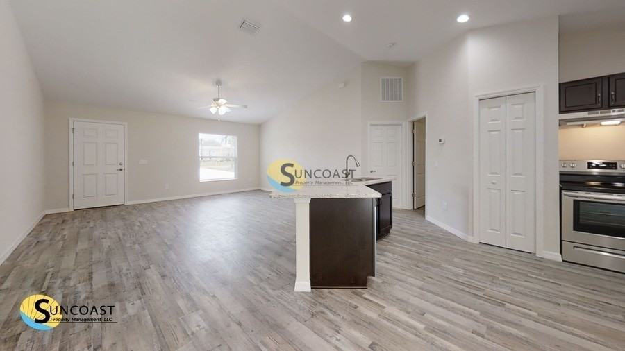2626 W Castania Dr - Photo 2 of 15