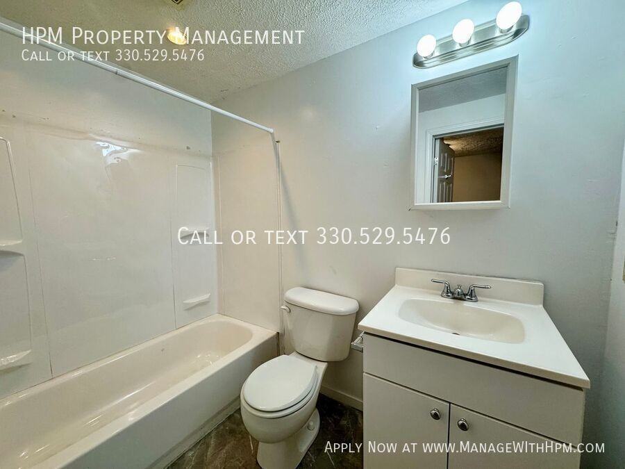 612 Guy St Nw - Photo 4 of 21