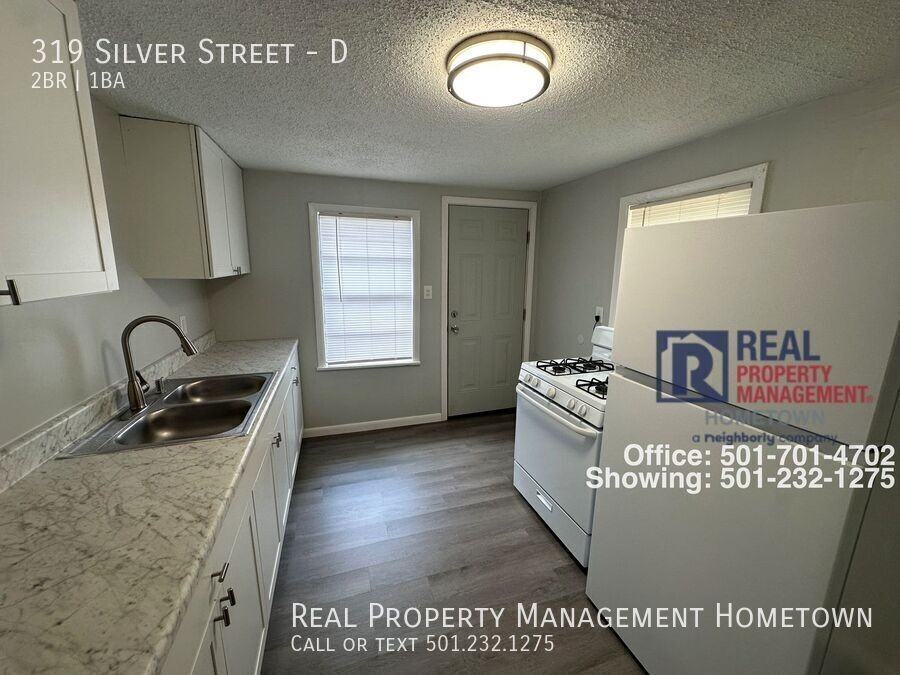 319 Silver St #D - Photo 4 of 10