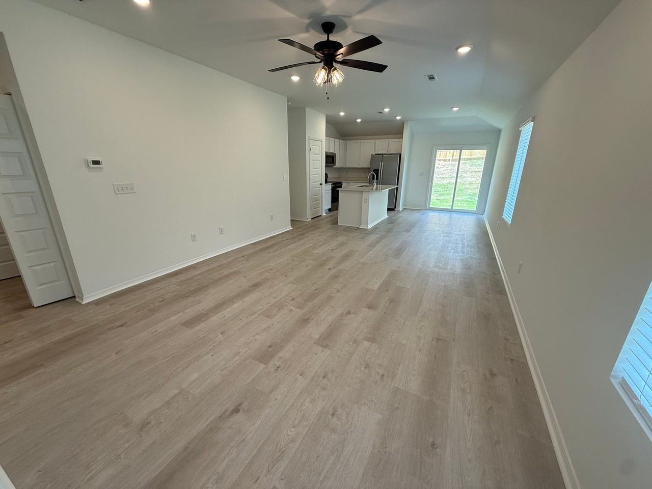 1028 Raven Walk Dr - Photo 2 of 9