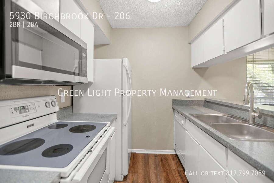 5930 Birchbrook Dr #206 - Photo 7 of 24