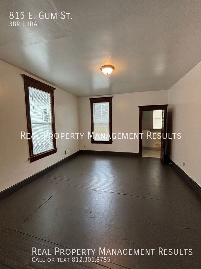 815 E Gum St - Photo 5 of 20