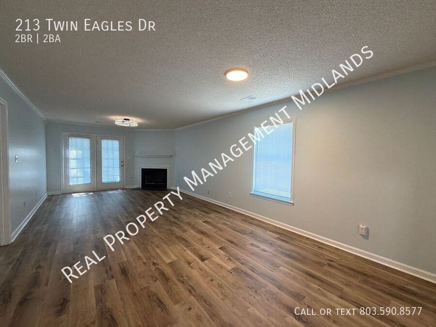 213 Twin Eagles Dr - Photo 4 of 14