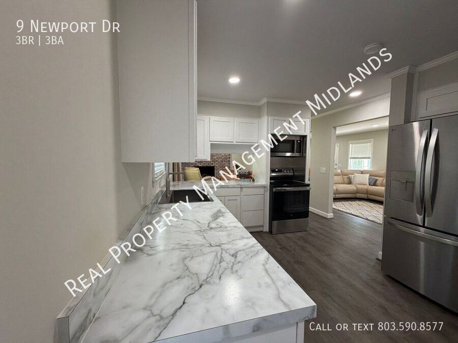 9 Newport Dr - Photo 6 of 25
