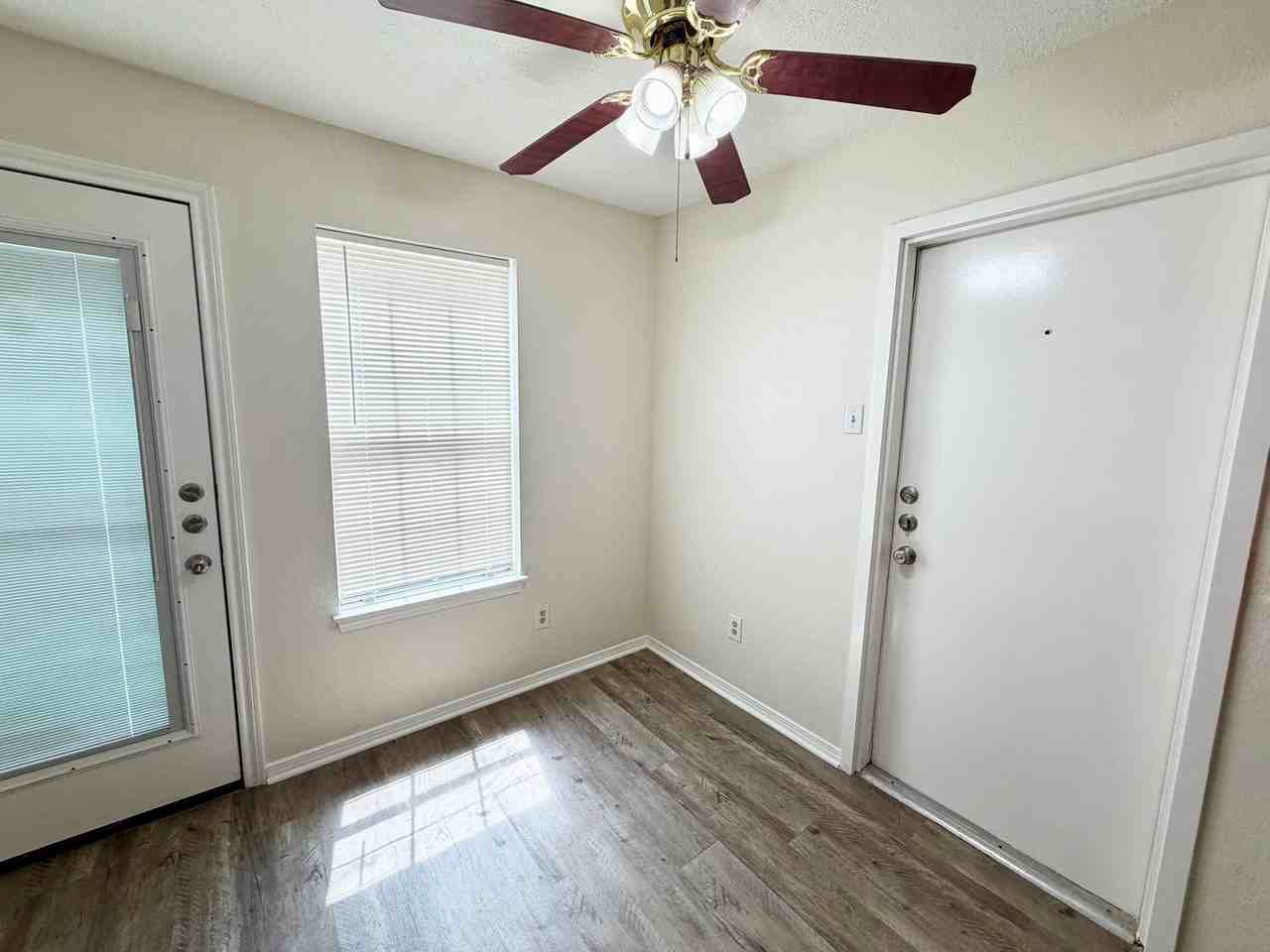 3825 Kimberly Dr - Photo 3 of 22