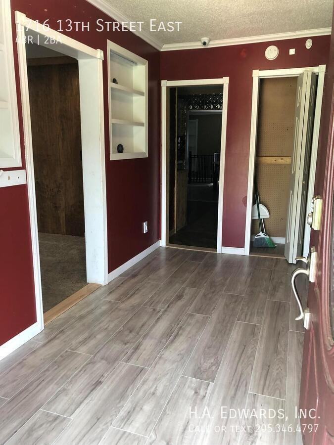 1716 13th St E - Photo 2 of 14