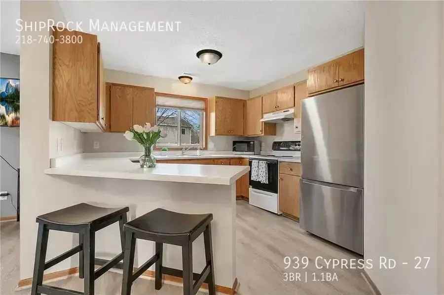 939 Cypress Rd #27 - Photo 4 of 23