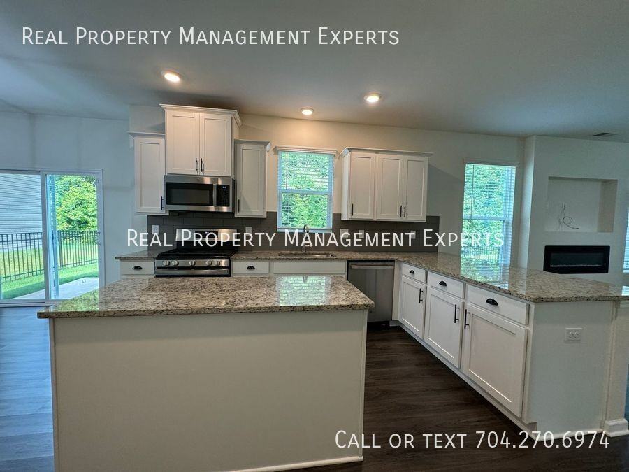 3227 Selwyn Landing Dr - Photo 2 of 20