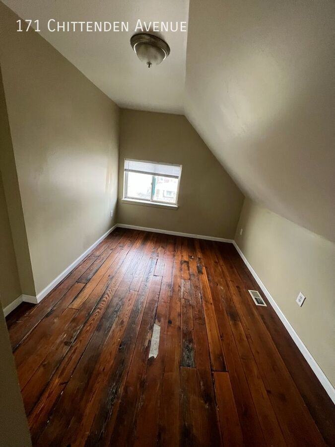 171 Chittenden Ave - Photo 2 of 8