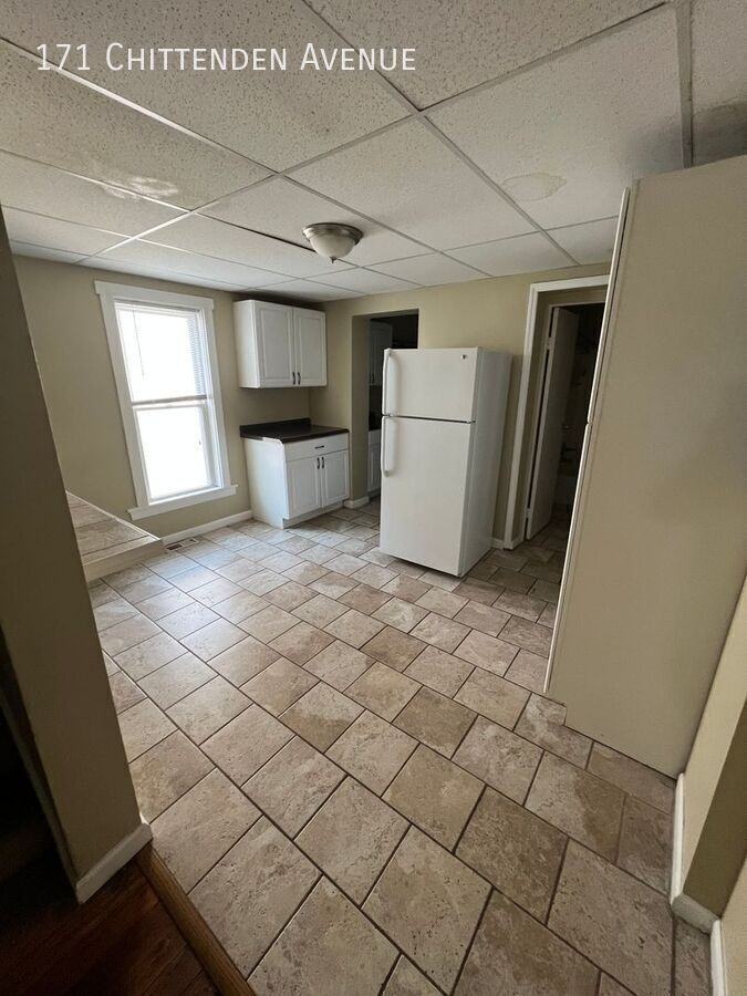 171 Chittenden Ave - Photo 3 of 8