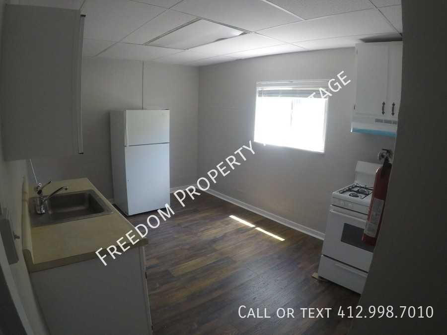 726 E 9th Ave #2 - Photo 4 of 11