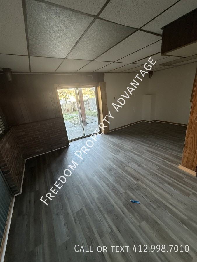 1002 Indiana Ave - Photo 2 of 16