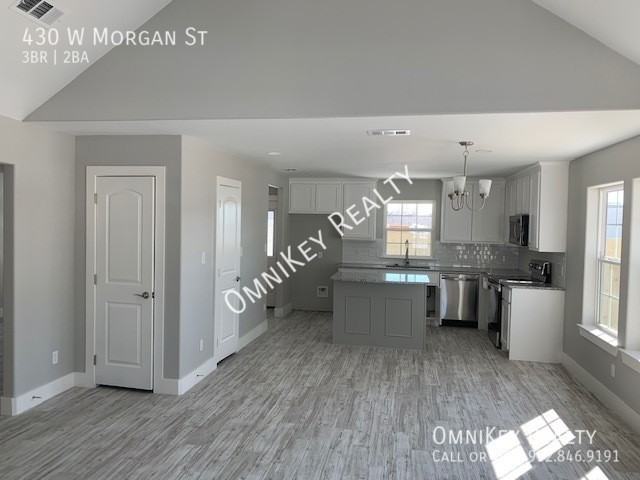 430 W Morgan St - Photo 2 of 14