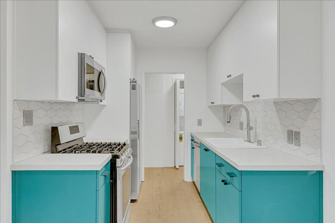 1347 N Las Palmas Ave #06 - Photo 2 of 14