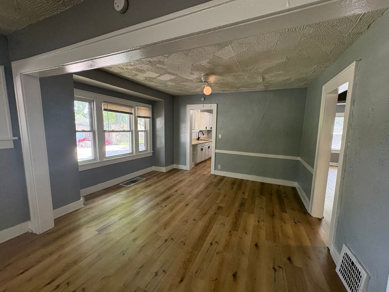 5401 Highland Ave - Photo 6 of 21
