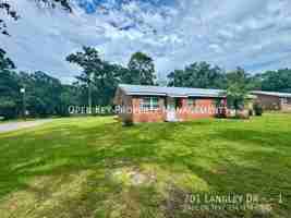 featured image of 701 Langley Dr #1