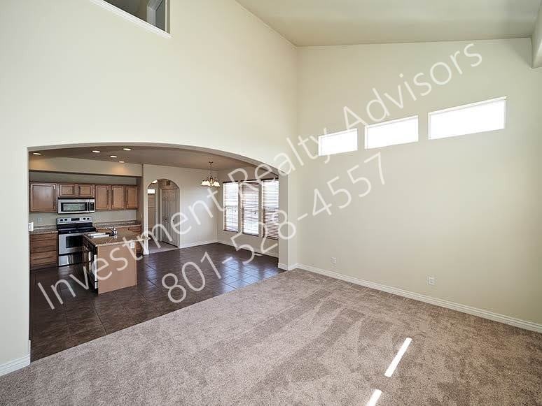 41 E Durham St #41 - Photo 2 of 21