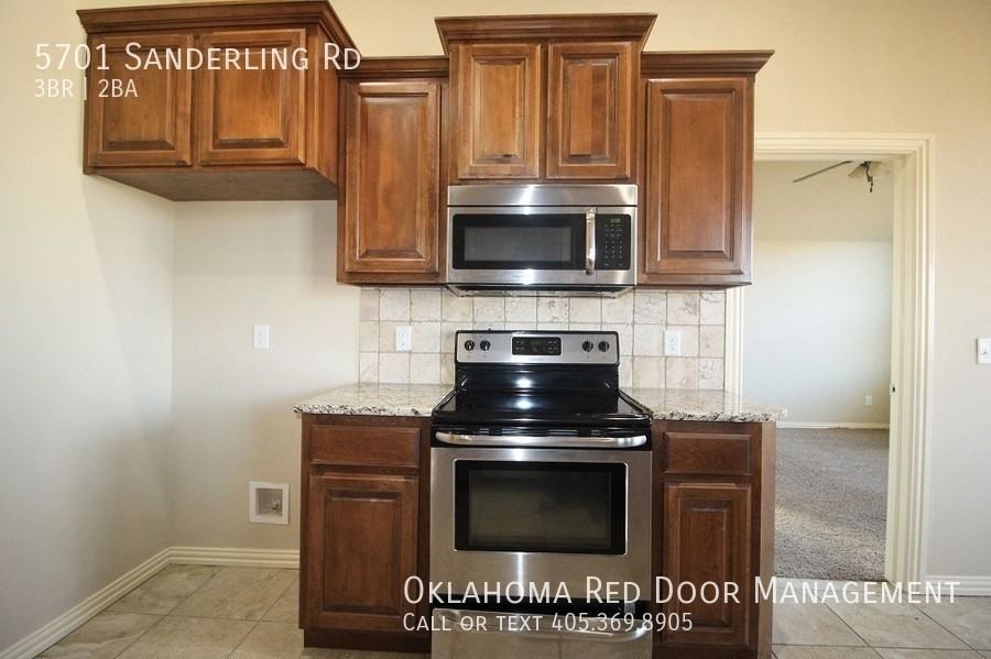 5701 Sanderling Rd - Photo 5 of 14