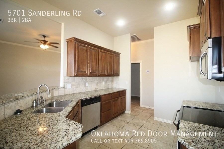 5701 Sanderling Rd - Photo 6 of 14